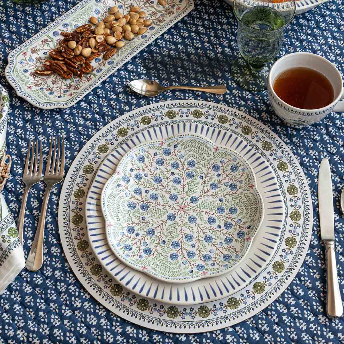 Sitio Stripe Dinner Plate - Delft Blue