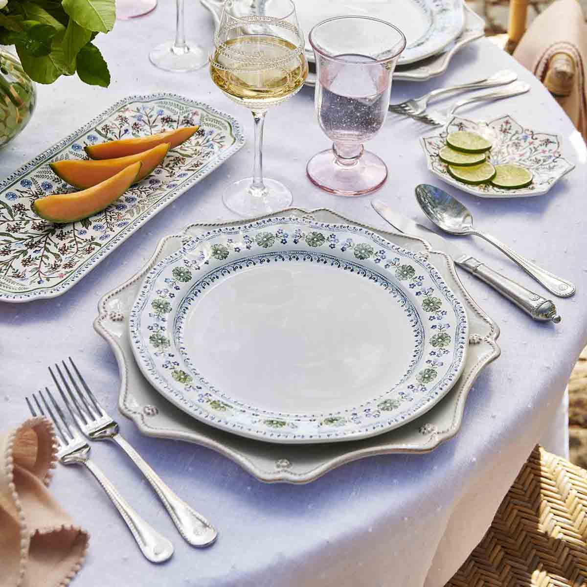 Villa Seville Dinner Plate