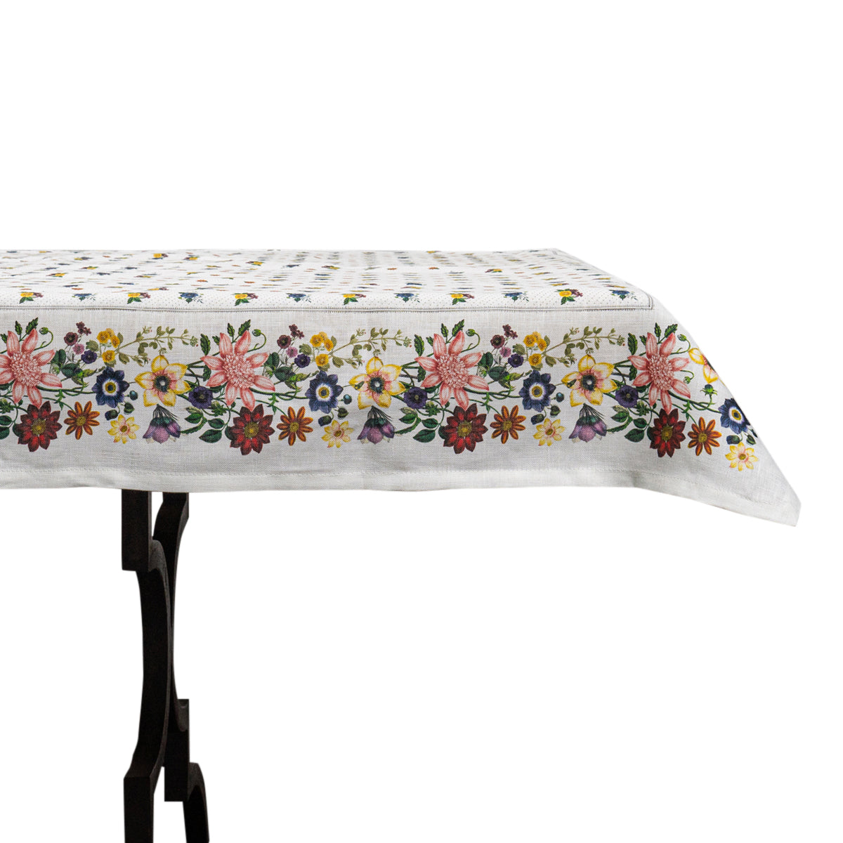 Mirabelle Tablecloth 54 in - Multi